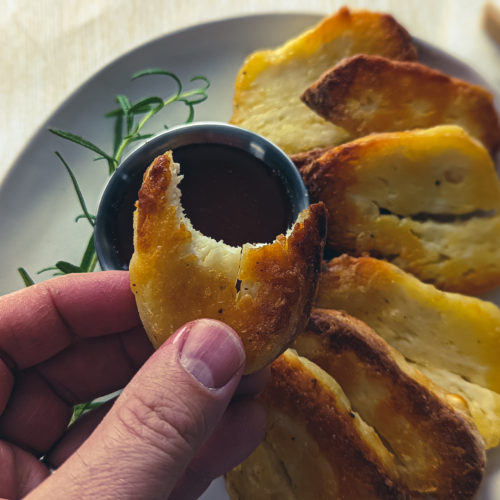 Tasty halloumi nuggets